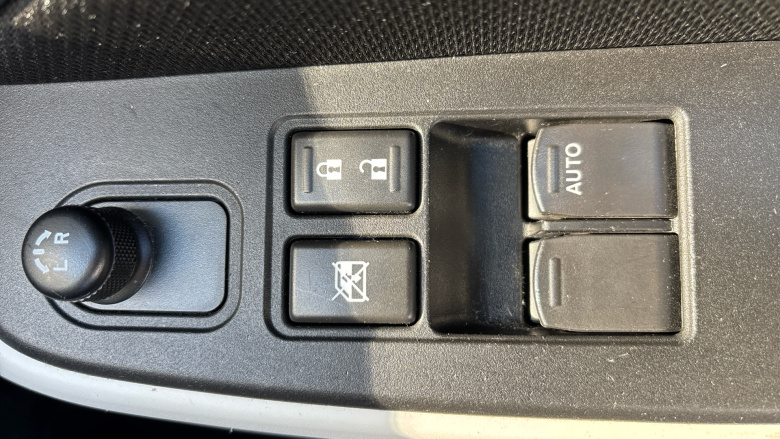 Suzuki Swift 1.2 Dualjet 83 12V Hybrid SZ-L 5dr Petrol Hatchback